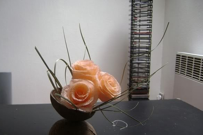 5 cách làm hoa hồng bằng giấy ăn siêu xinh cho bàn tiệc của mẹ