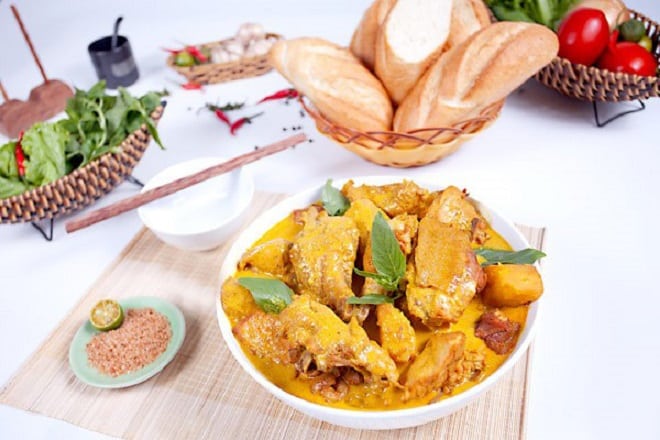 Món canh cà ri ngon