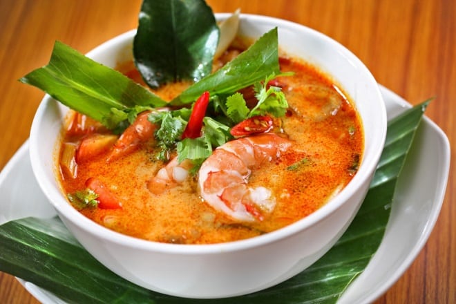 Món canh tôm chua Thái