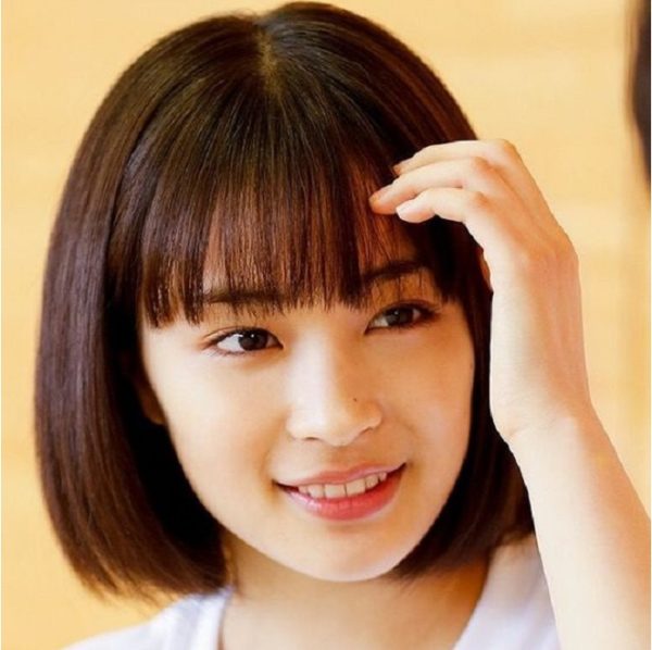 Review Kiểu tóc mái thưa Hàn Quốc đẹp cho cả tóc ngắn và tóc dài   ALONGWALKER