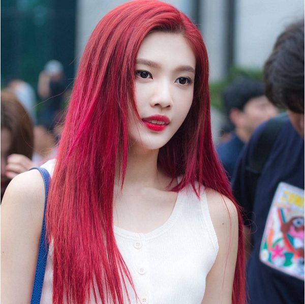 Top 15 mẫu tóc màu đỏ tím đẹp nhất hiện nay mà bạn gái nên thử