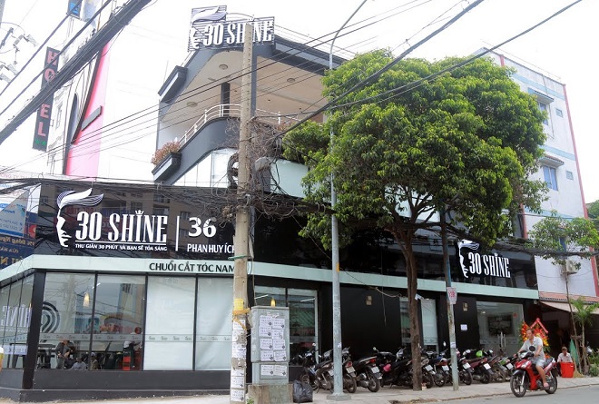 ĐÔNG TÂY Barbershop 18E Phan Văn Trị  F10  Gò Vấp  Ho Chi Minh City