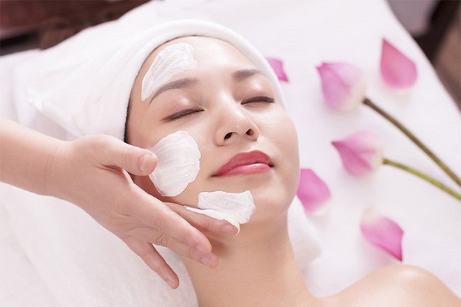 Đi spa chăm sóc da mặt có tốt không – mẹo đi spa ít tốn kém