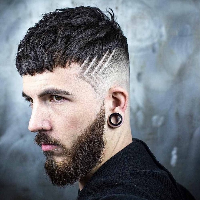 Gợi ý 11 Kiểu kẻ tóc nam nghệ thuật đáng thử năm 2022