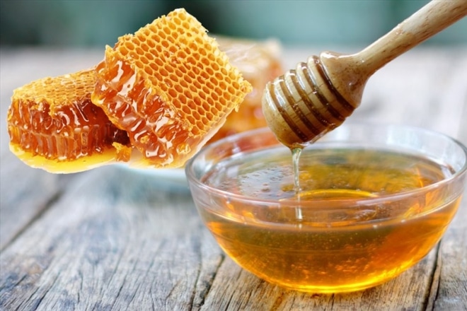 Cách trị tàn nhang bằng tự nhiên với mật ong