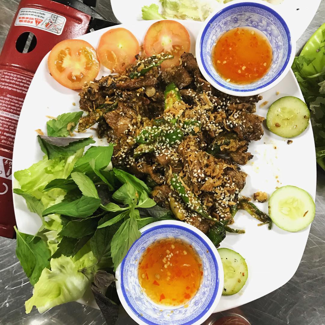 ăn trưa Đà Lạt tại Lẩu bò Phan Rang trên đường Quang Trung