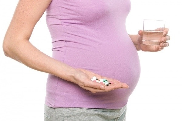 7 loại thuốc bà bầu tuyệt đối không nên dùng vì có thể gây dị tật thai nhi