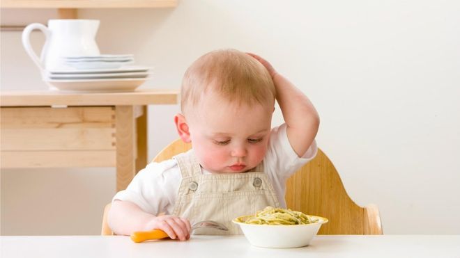 Trẻ biếng ăn phải làm sao và cách giúp mẹ cải thiện hiệu quả