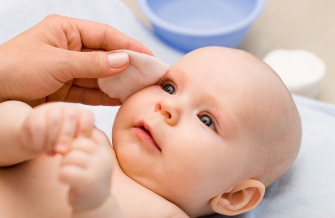 Bệnh ung thư mắt ở trẻ em cực kỳ nguy hiểm nếu không được điều trị kịp thời
