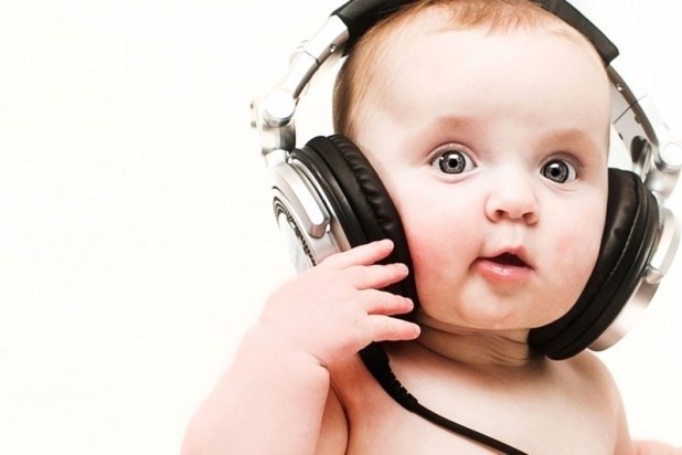 Nhạc thiếu nhi cho bé - lợi ích và lưu ý bố mẹ nên biết