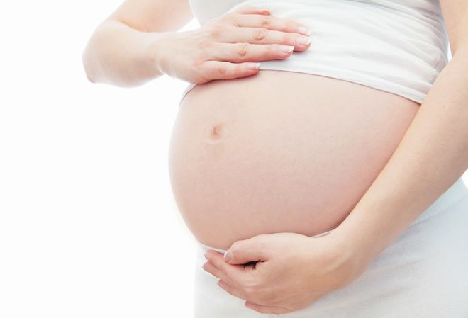 Mẹ bầu đã tăng nhiều ký, vùng ngực, bụng và mông to lên trông thấy 