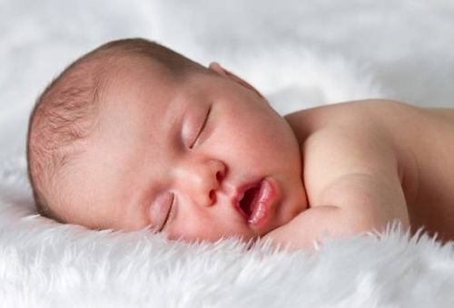7 quan niệm sai lầm của bố mẹ về giấc ngủ trẻ sơ sinh