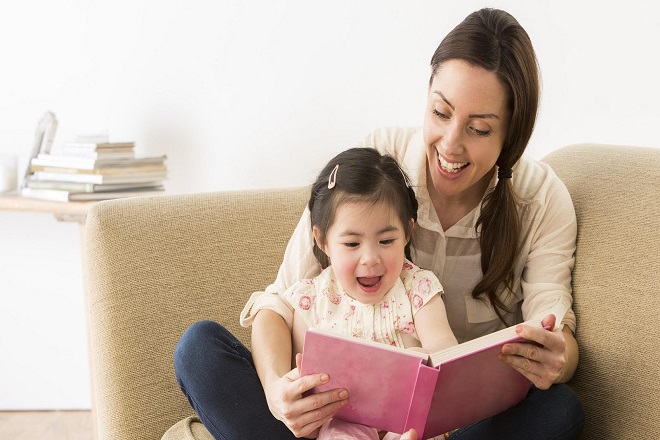 Đọc truyện cho bé và những cuốn sách hay nhất mà bố mẹ nên chọn