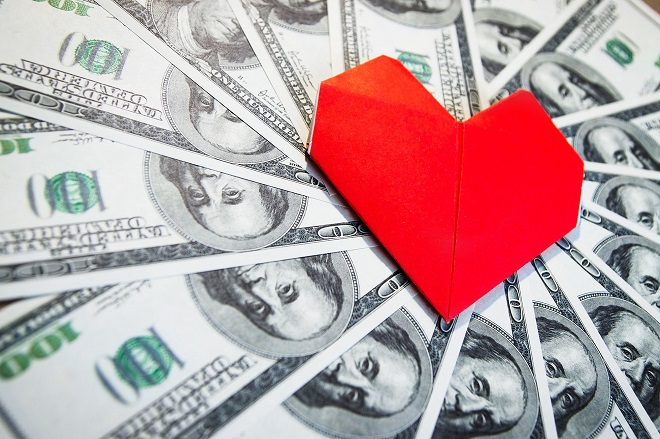 Tiền bạc, tình yêu, quan trọng - Tiền bạc là một phần không thể thiếu đối với cuộc sống của chúng ta. Nhưng tình yêu còn quan trọng hơn. Hãy xem những hình ảnh liên quan đến tiền bạc và tình yêu để nhận ra giá trị thực sự của mình.