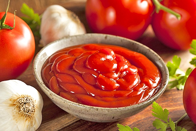 Có thể sử dụng loại cà chua nào để làm tương ớt cà chua lâu? 
