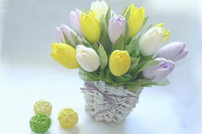 Hướng dẫn Cách làm hoa tulip bằng giấy nhún Đơn giản cho món quà tặng ý nghĩa