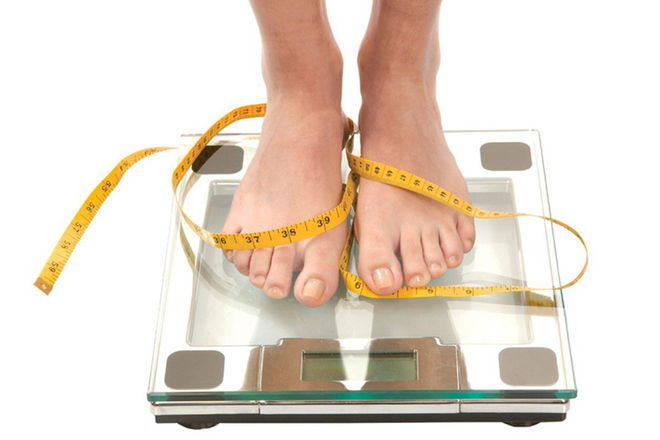 Xem chỉ số BMI kiểm soát cân nặng 