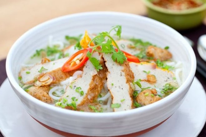 Delicious weekend fish cake soup