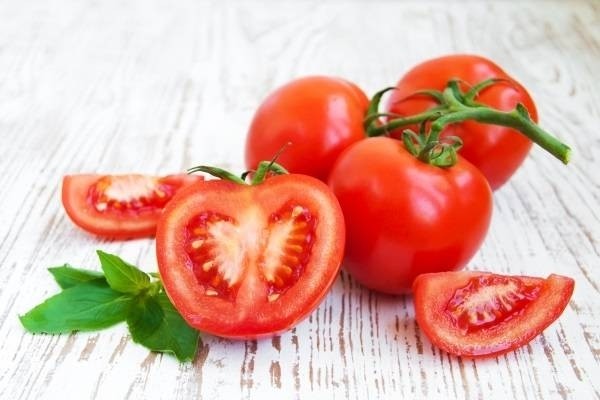 7346-red-tomatoes.jpg