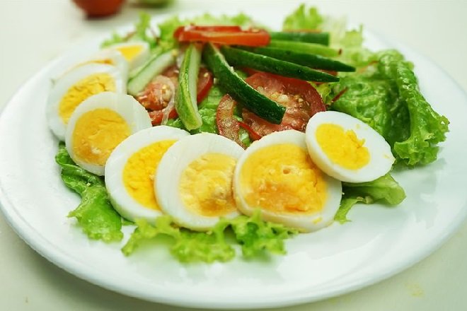salad rau salad trứng