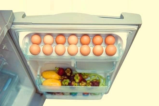 trứng hồng đào để nguyên vỏ bảo quản trong tủ lạnh