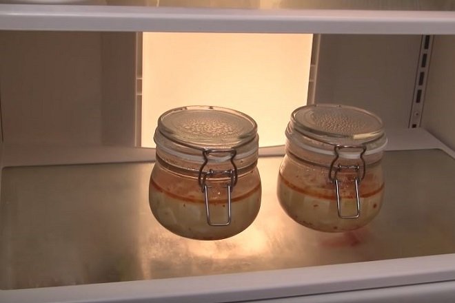 đậu phụ lên men đậu hũ thối bảo quản trong ngăn mát tủ lạnh