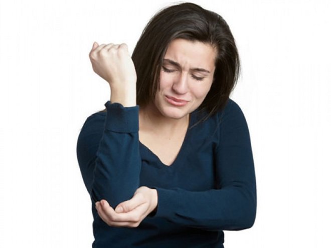khoai mỡ hỗ trợ làm giảm cảm giác khó chịu ở phụ nữ mãn kiinh về xương khớp