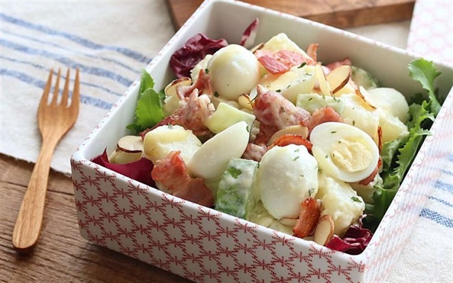 Salad khoai tây