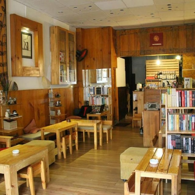 Không gian của Chiêu Cafe   quán cà phê sách đẹp ở Sài Gòn