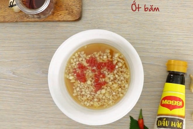 cách pha nước mắm chua ngọt ăn bún bò xào nam bộ