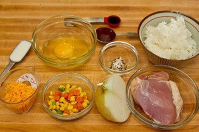 nguyên liệu làm trứng omurice omelette truyền thống kiểu nhật