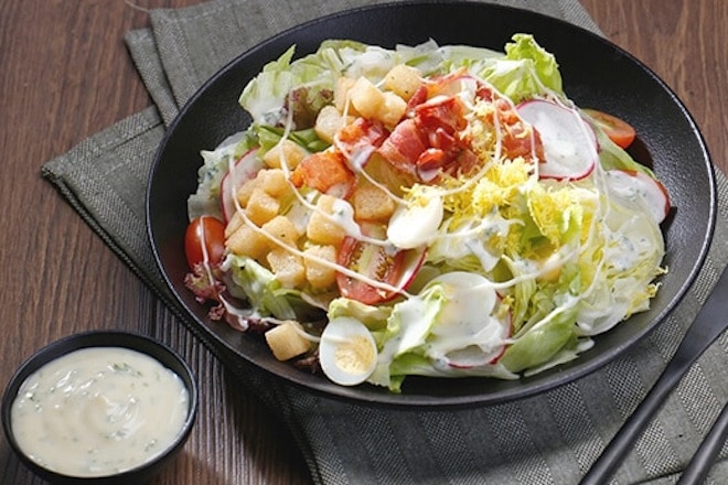 Cách chế biến món salad bắp cải tím giòn ngon giúp giảm cân giữ dáng