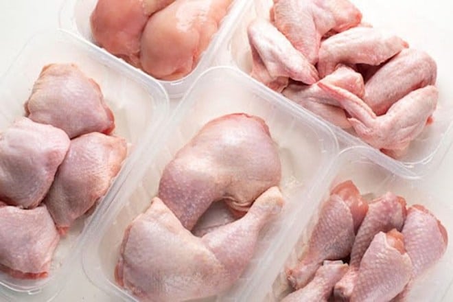 Cách bảo quản thịt gà tươi để được lâu ở ngoài và trong tủ lạnh