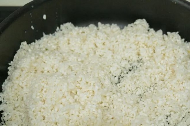 rang gạo nấu cháo